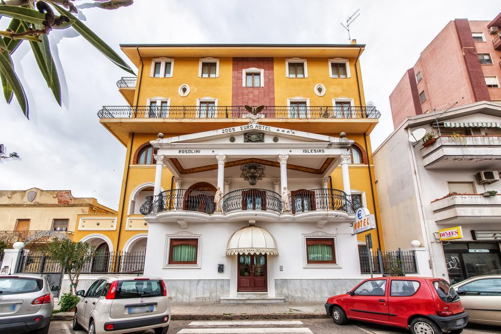 Euro Hotel Iglesias Bagian luar foto