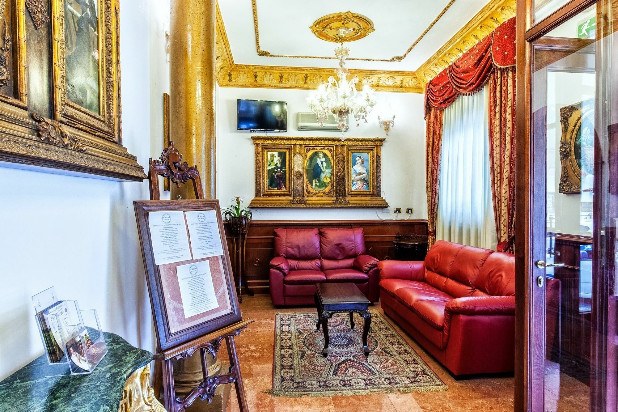 Euro Hotel Iglesias Bagian luar foto