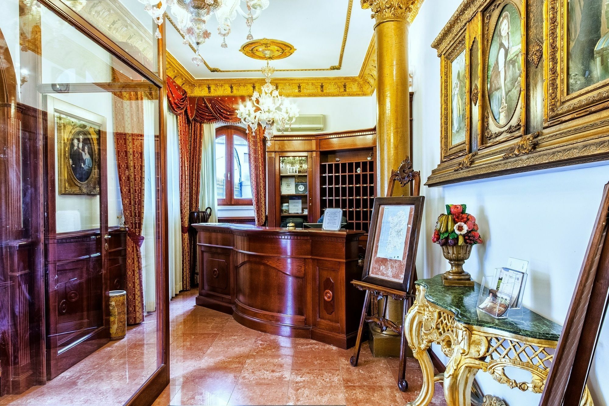 Euro Hotel Iglesias Bagian luar foto