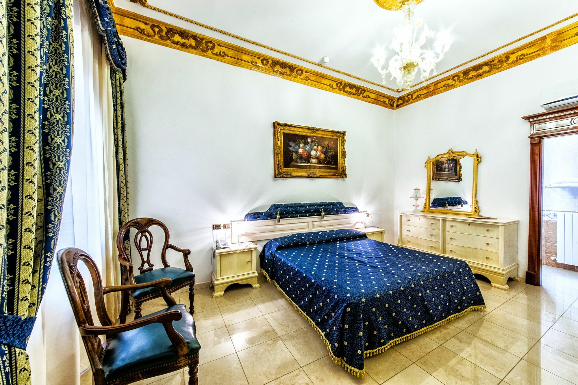 Euro Hotel Iglesias Bagian luar foto