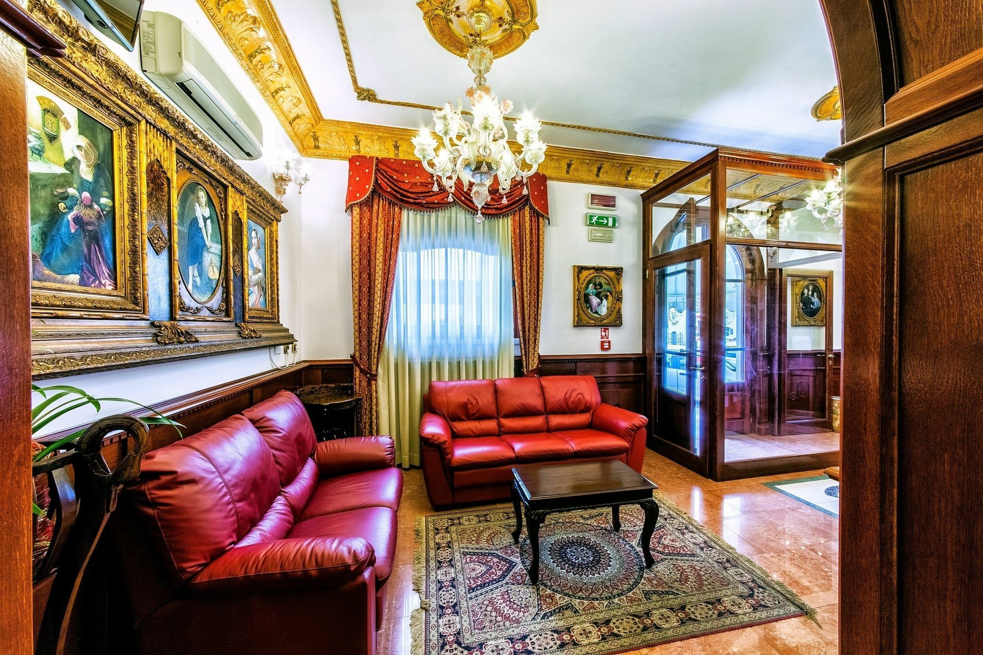 Euro Hotel Iglesias Bagian luar foto