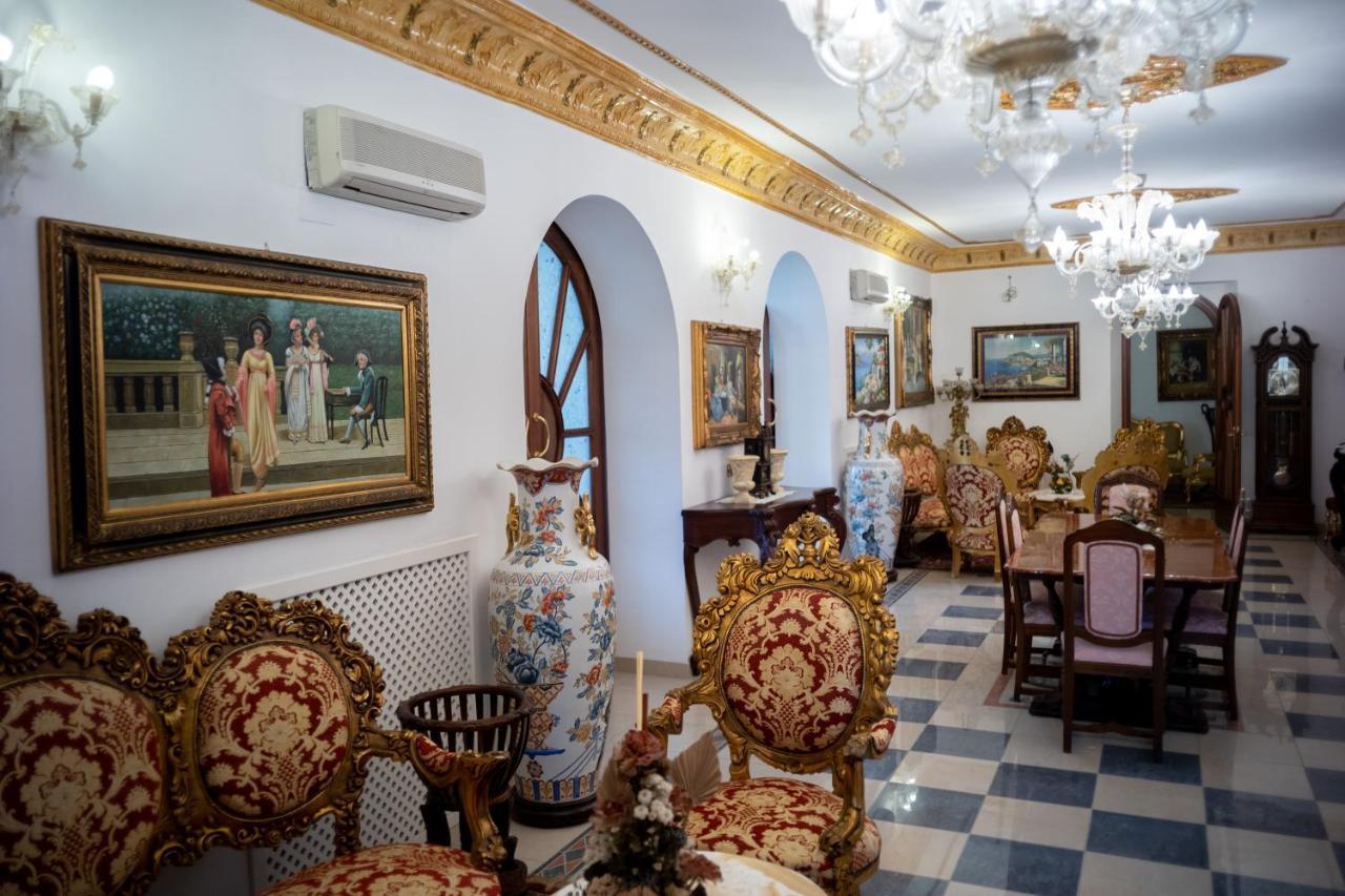 Euro Hotel Iglesias Bagian luar foto