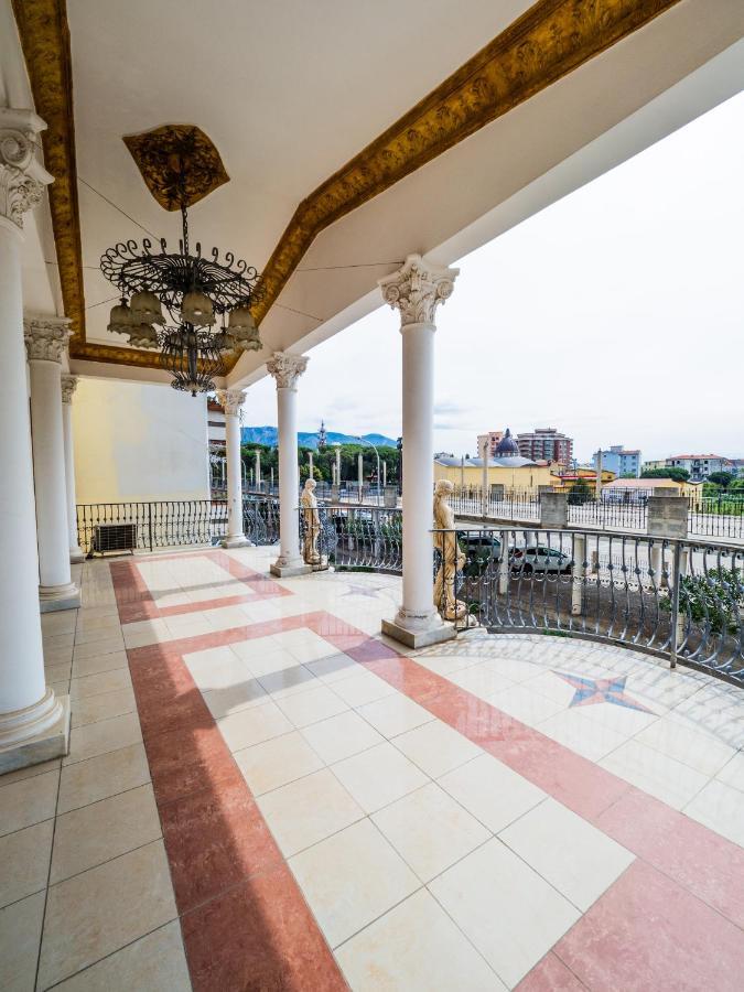 Euro Hotel Iglesias Bagian luar foto